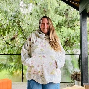 Handmade floral lightweight quilted hoodie OS